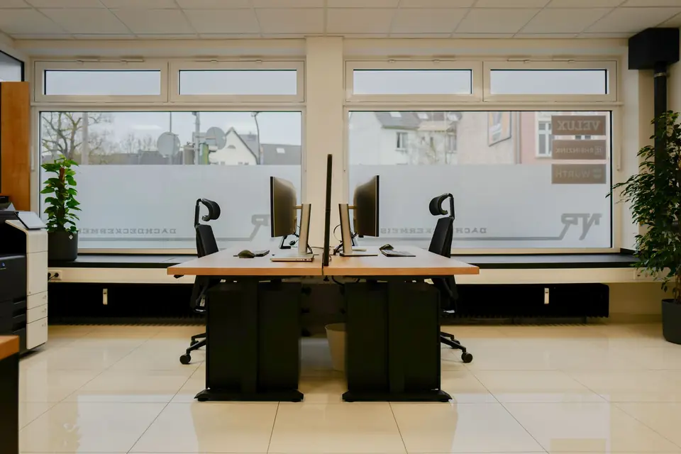Arbeitsplätze im Büro